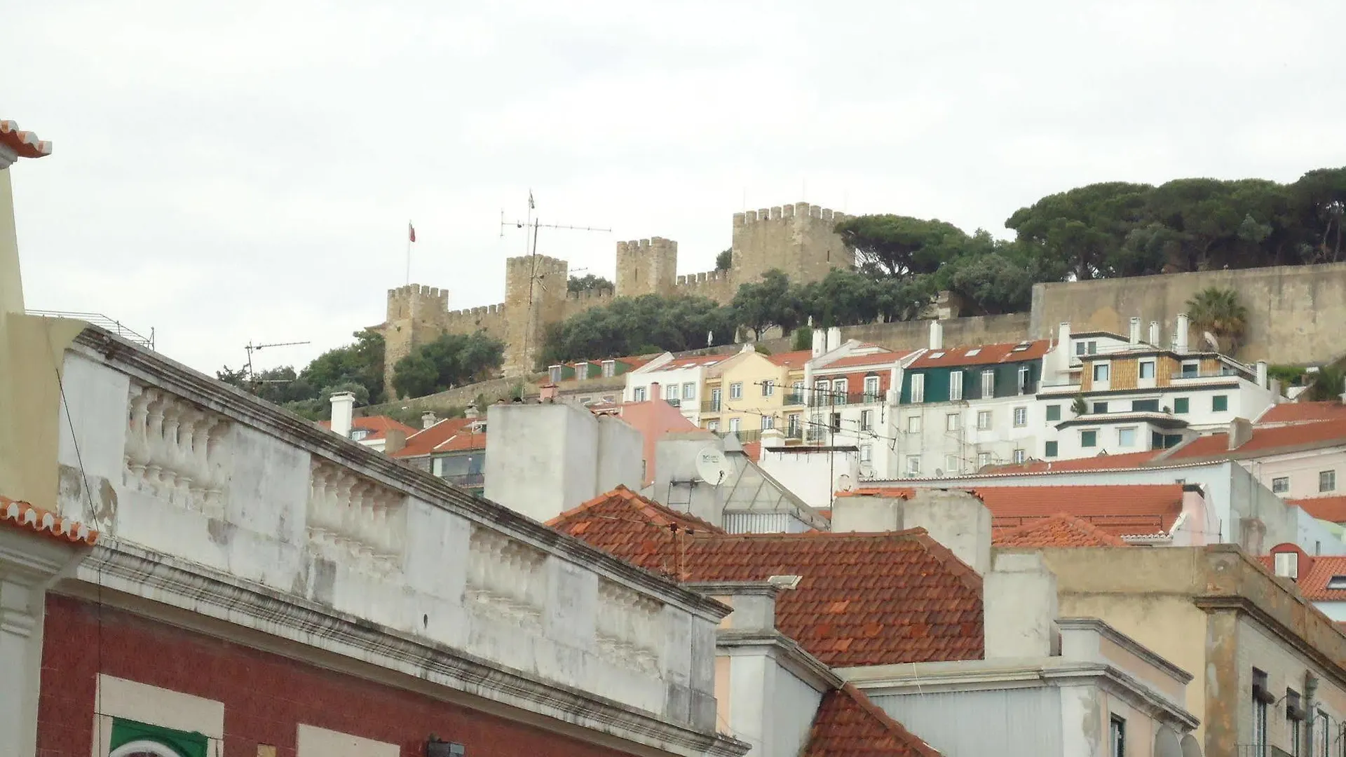 New Aljubarrota Guest House Lisbon 2*,